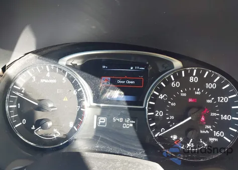 2015 Nissan Pathfinder Sl z USA, uszkodzony, nr VIN 5N1AR2MN3FC602454